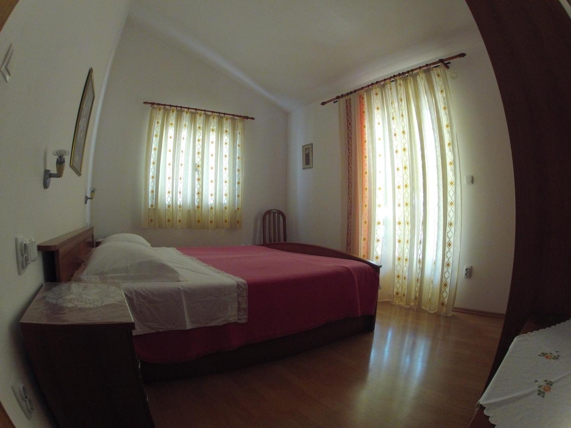 Apartments Goic Jelsa  Oda fotoğraf