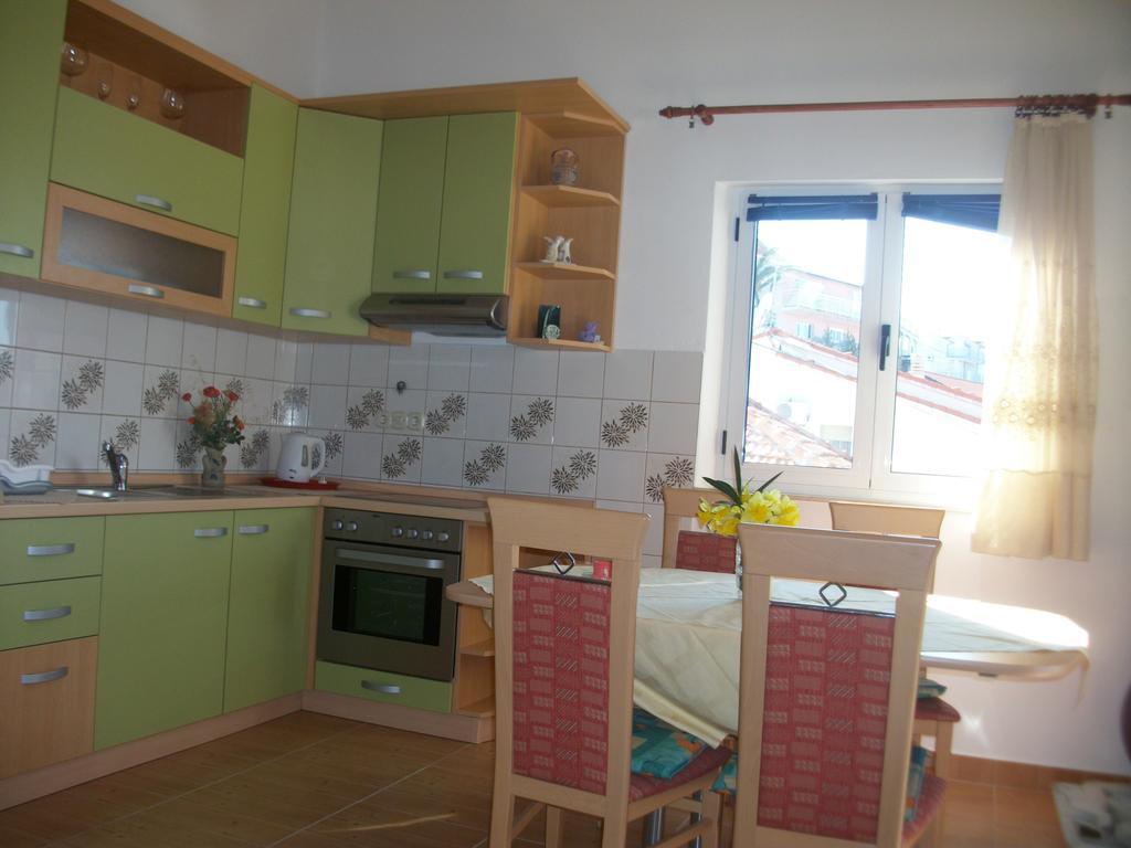 Apartments Goic Jelsa  Oda fotoğraf