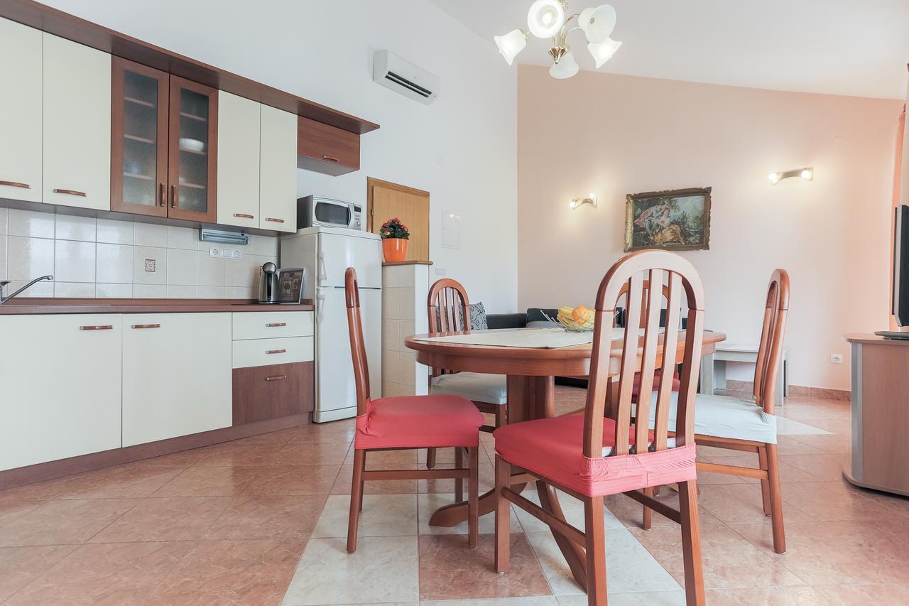 Apartments Goic Jelsa  Dış mekan fotoğraf